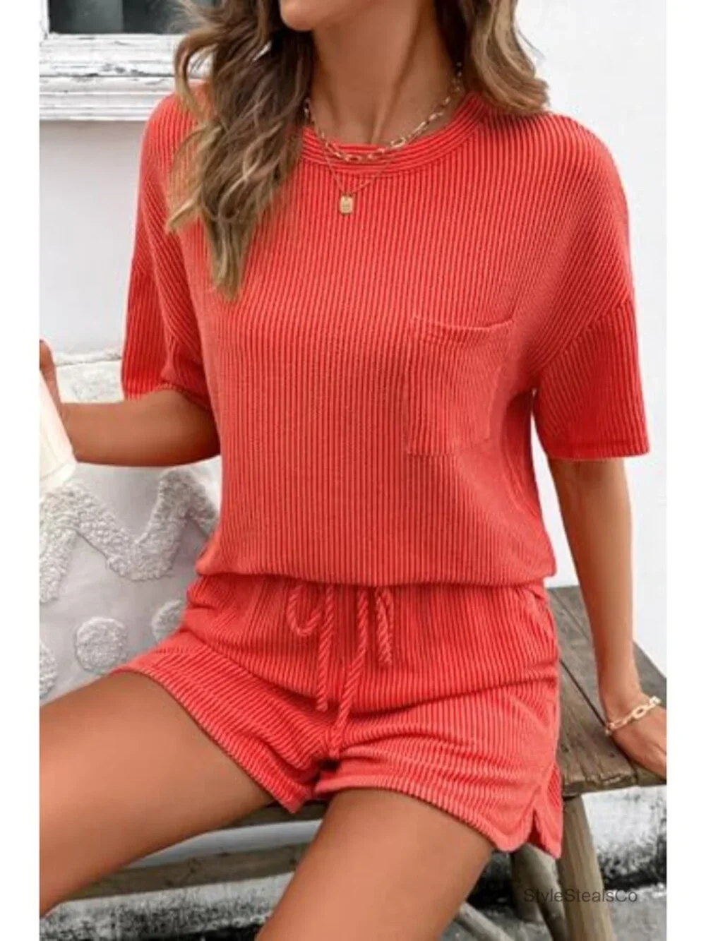 2 Piece Lounge Set Short Sleeve Tee High Waisted Shorts with Pockets Matching